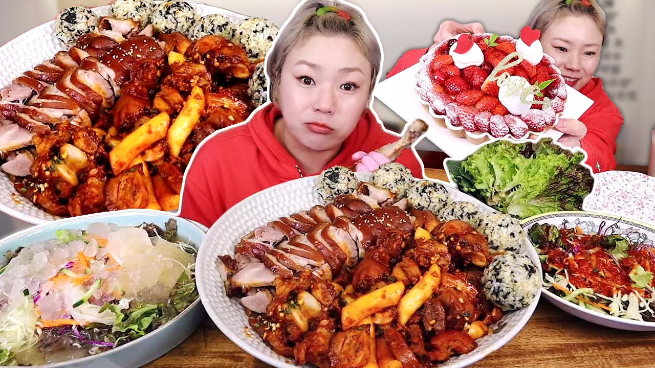 불족발에 족발을 더하다...후식은 딸기타르트~20220228/Mukbang, eating show