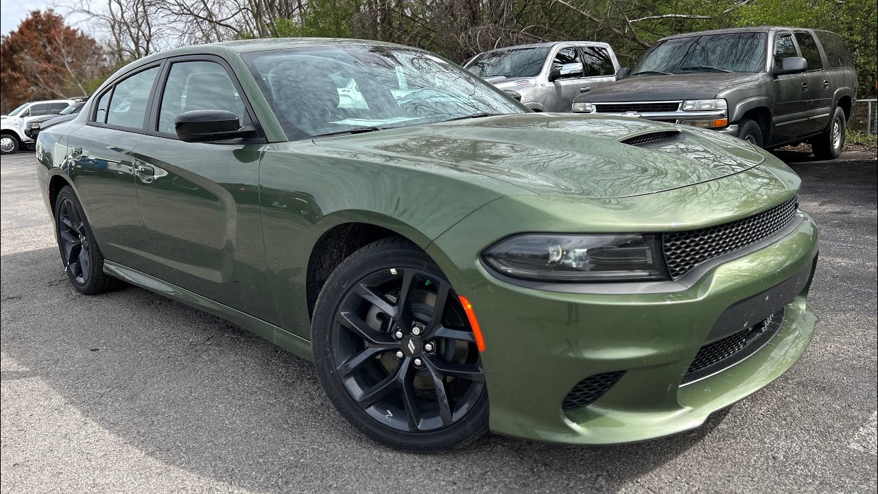 Тест-драйв и обзор Dodge Charger GT Blacktop 3.6 2023 года от первого лица