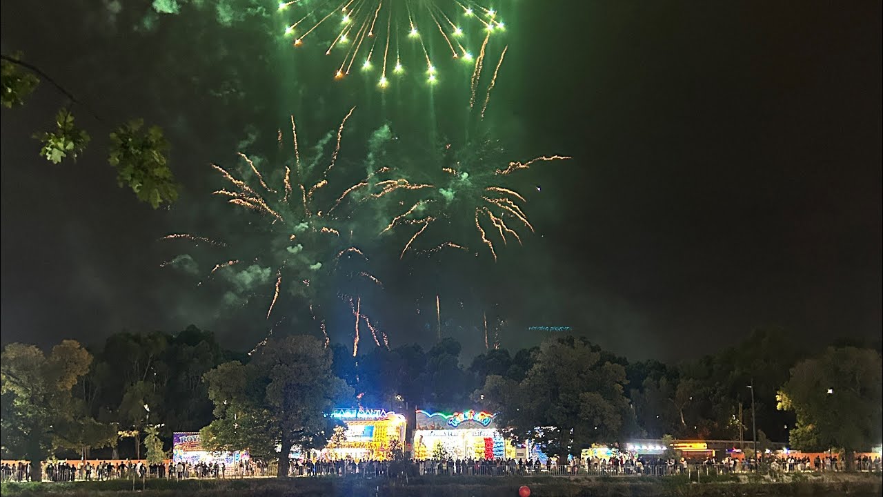 #墨尔本#蒙巴节#烟花之夜#moomba #melbourne #fireworks