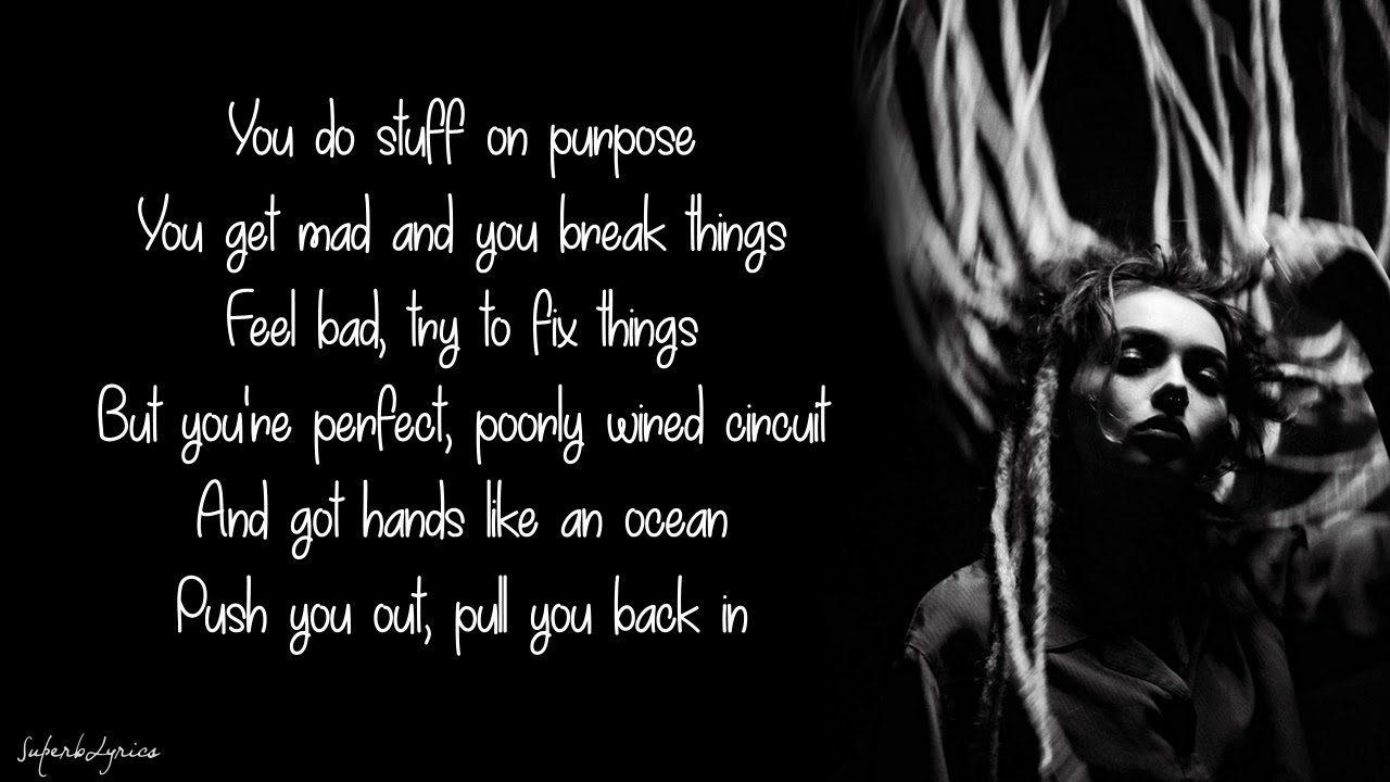 Zhavia - Issues (Lyrics)