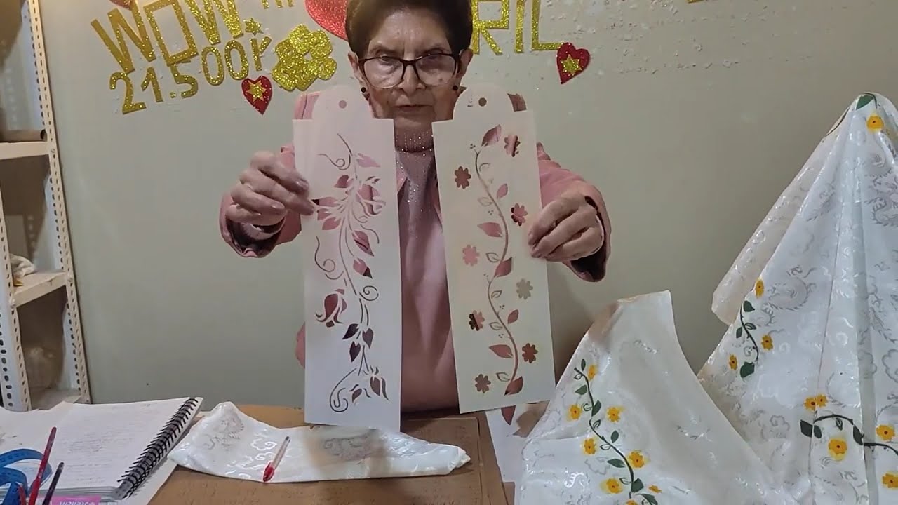 Elabora un hermoso sobremantel y camino de mesa, con tecnica a pincel seco utilizando Stencil.🙂❤️👍
