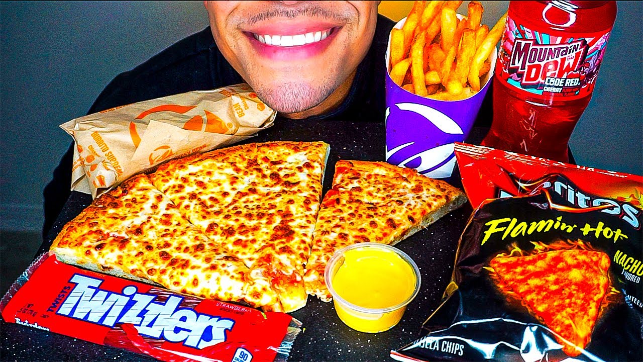 ASMR EATING GAME DAY FOOD IDEAS JERRY NO TALKING CHEESE PIZZA SAUCE DORITOS CRUNCHY CHIPS MUKBANG
