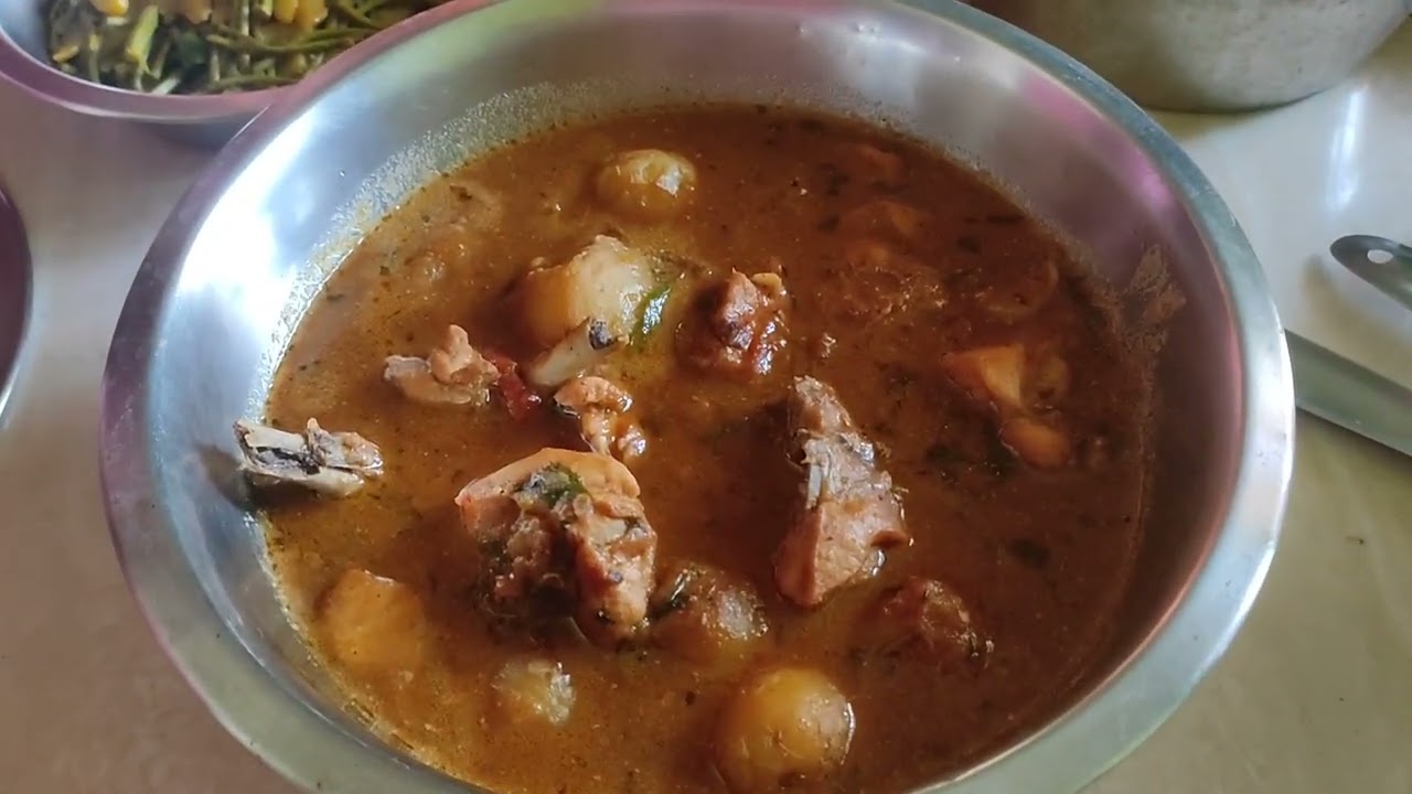 আজকের মধ্যাহ্ন ভোজন.... 