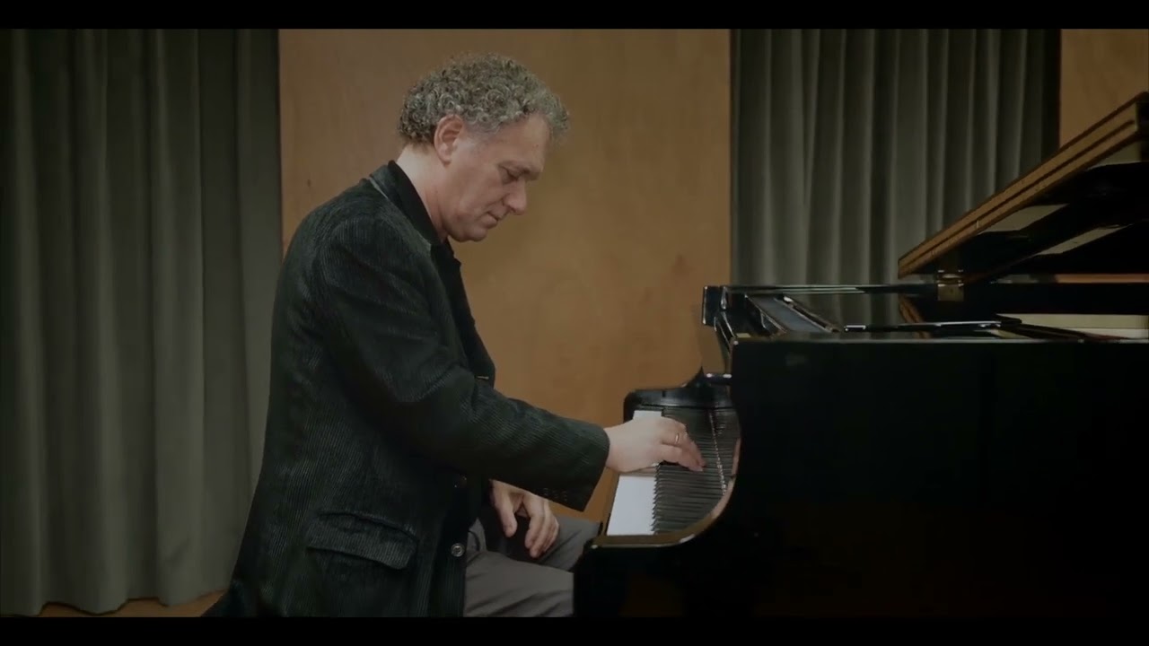 Andrea Lucchesini (pianoforte)