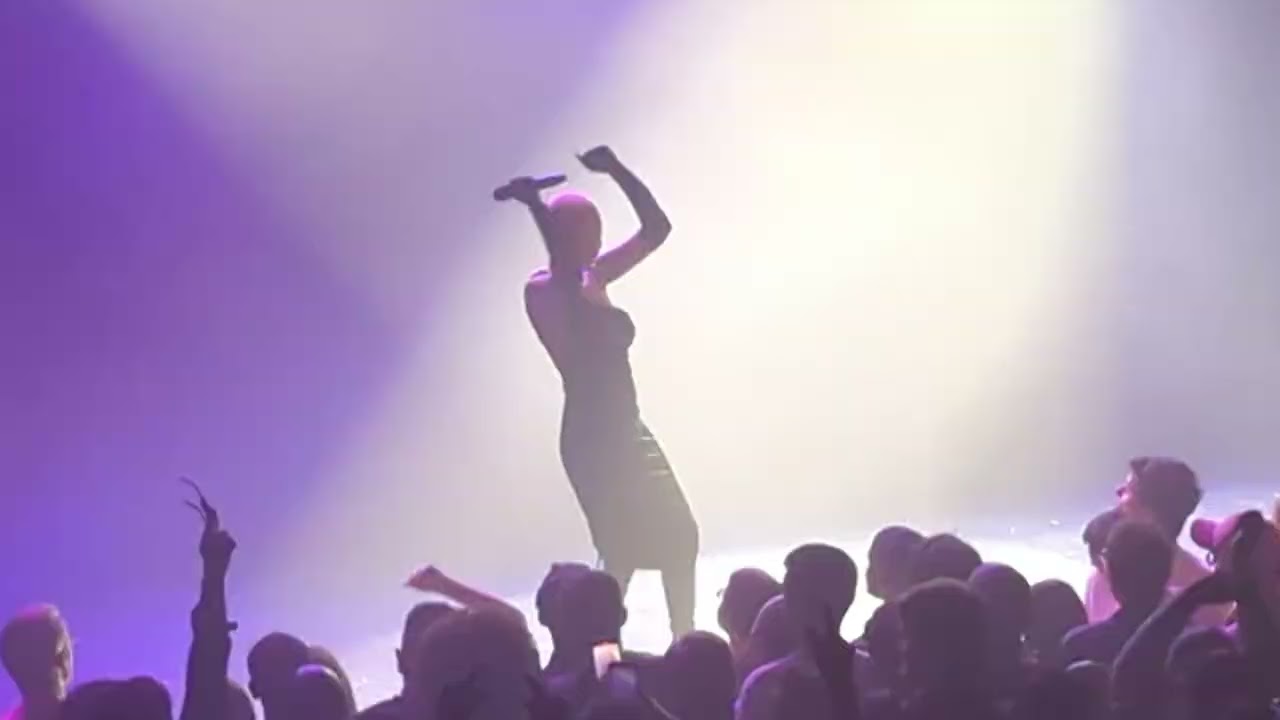 Kelela - Raven & Bruises Live Paris 08/04.