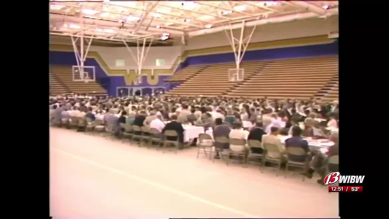 WATCH: The original debut of Lee Arena
