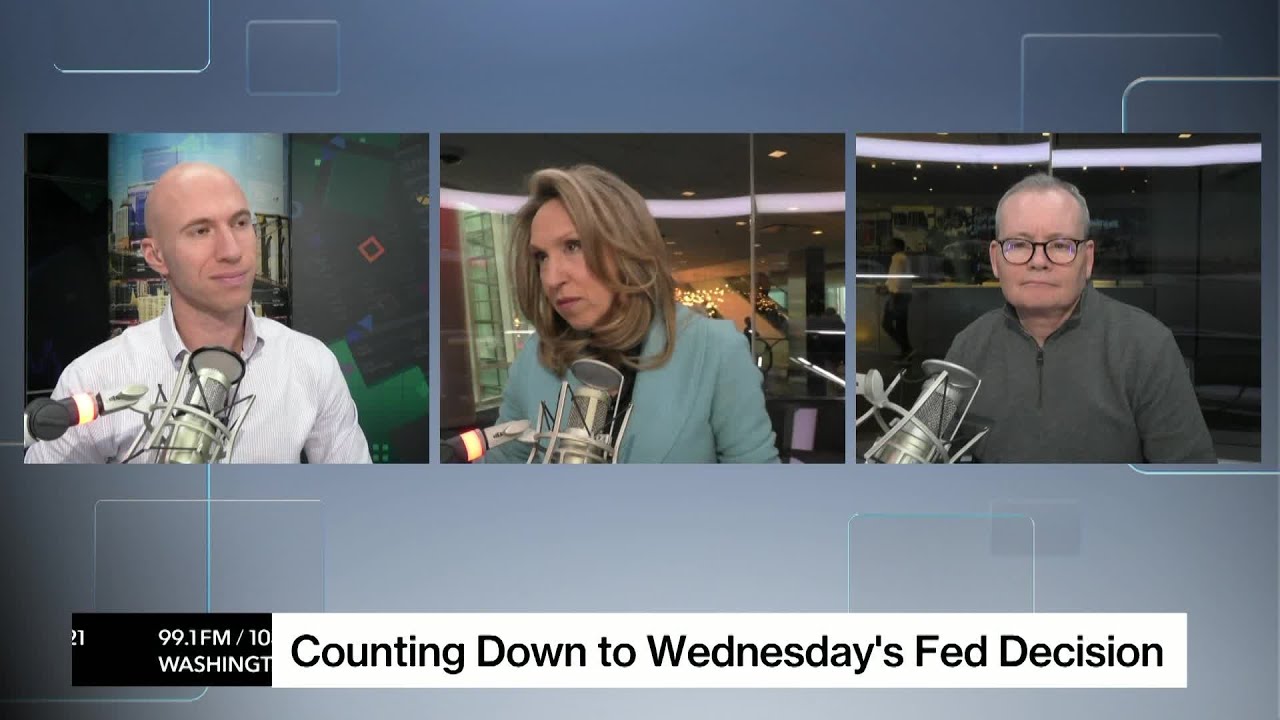 Fed Expected to Cut as Slow Eco Data Shows Conflicting Goals