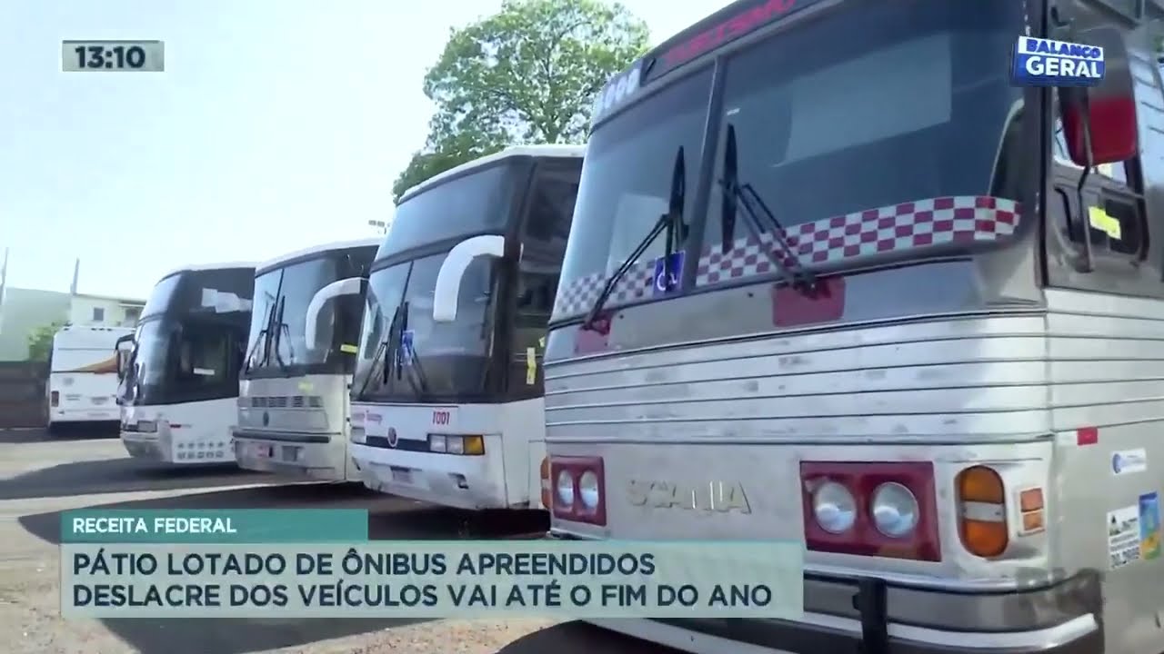 A Receita Federal  está com o pátio lotado de ônibus apreendidos