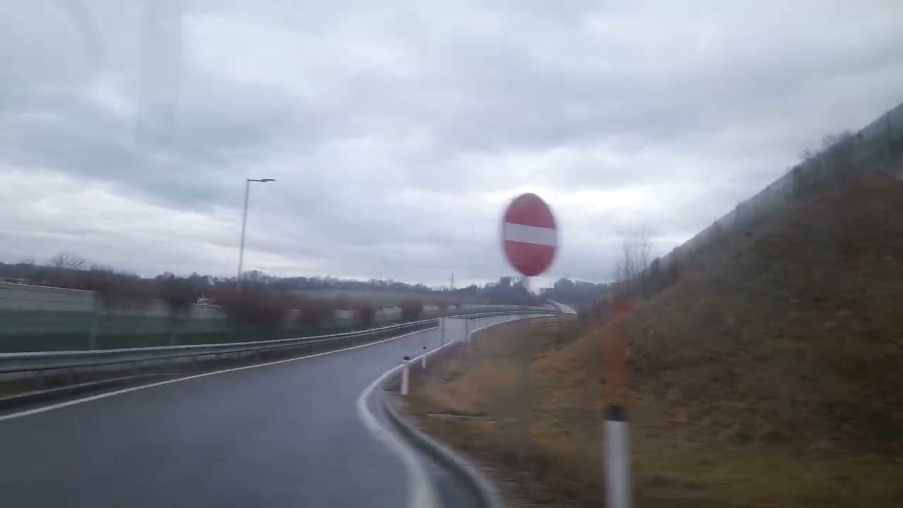 Mit Bus 5 von Petzenkirchen Volksschule nach Wieselburg Bahnhof um kurz nach 16:35 am 11.02.2026 