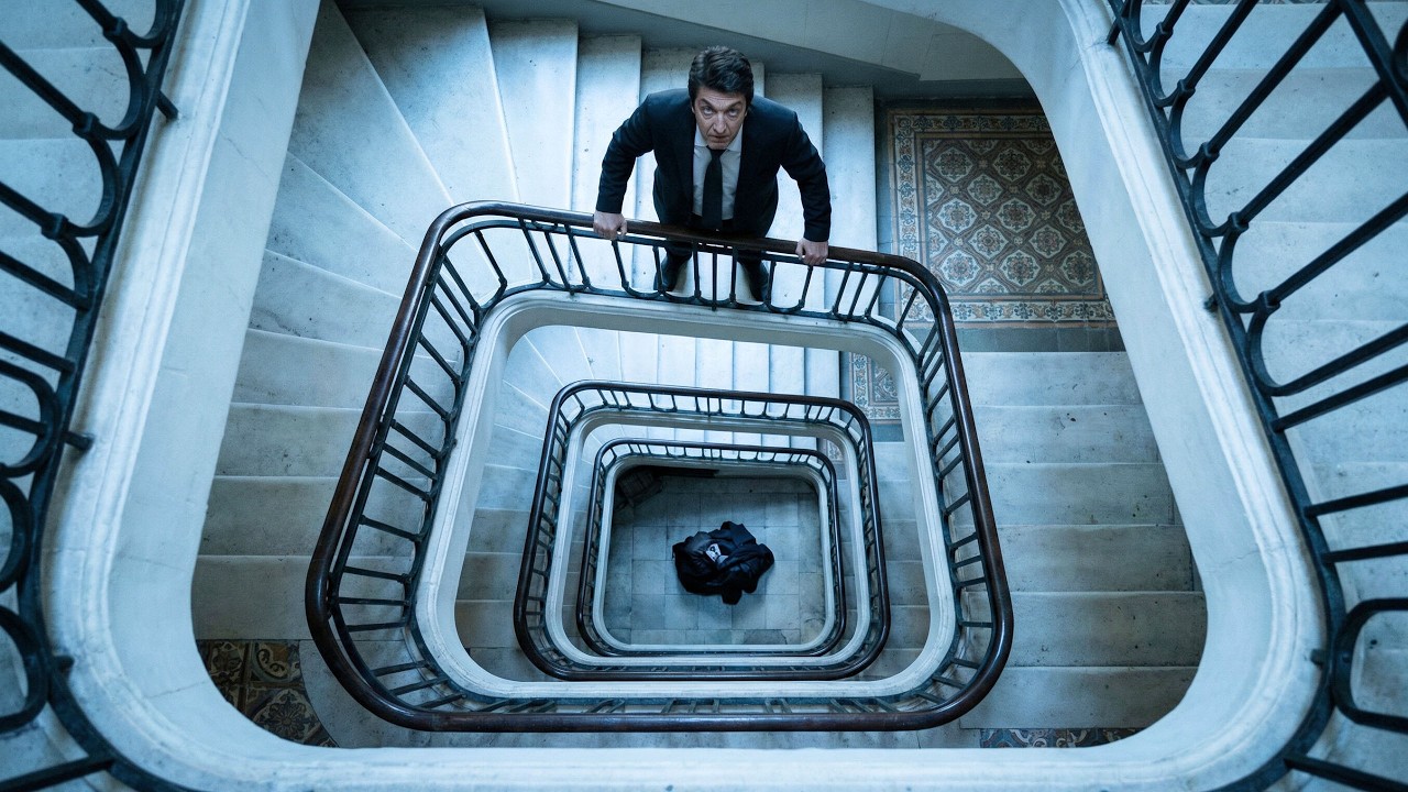 A Man’s Children Disappear Inside a 7-Floor Apartment… The Truth Is Worse Than He Imagined