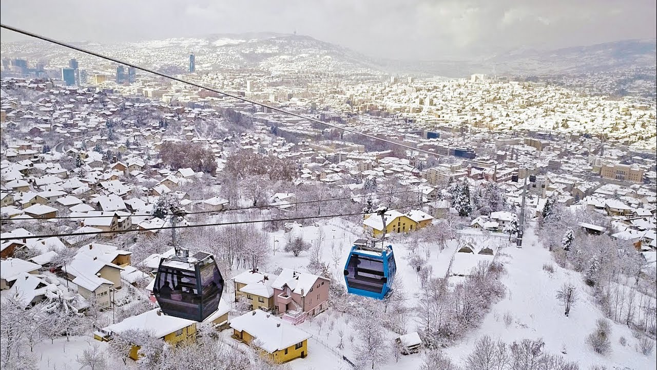Stari grad Sarajevo iz zraka zimi - Dron.ba za N1