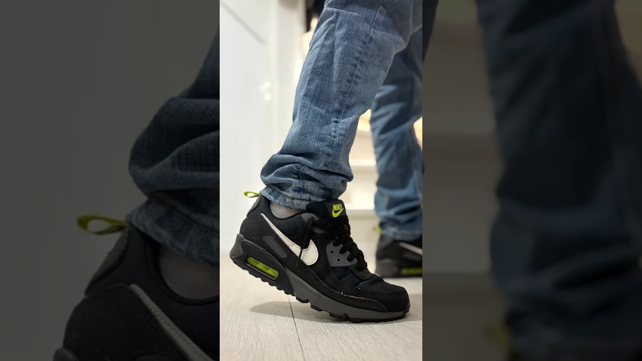 NIKE AIR MAX 90 BLACK IRON GREY VOLT (Outfit ideas)