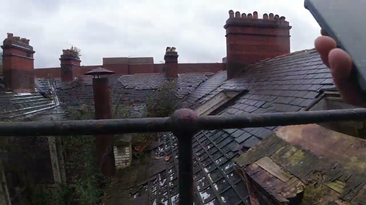 The Creepy Abandoned Basement Nightclub in Oldham