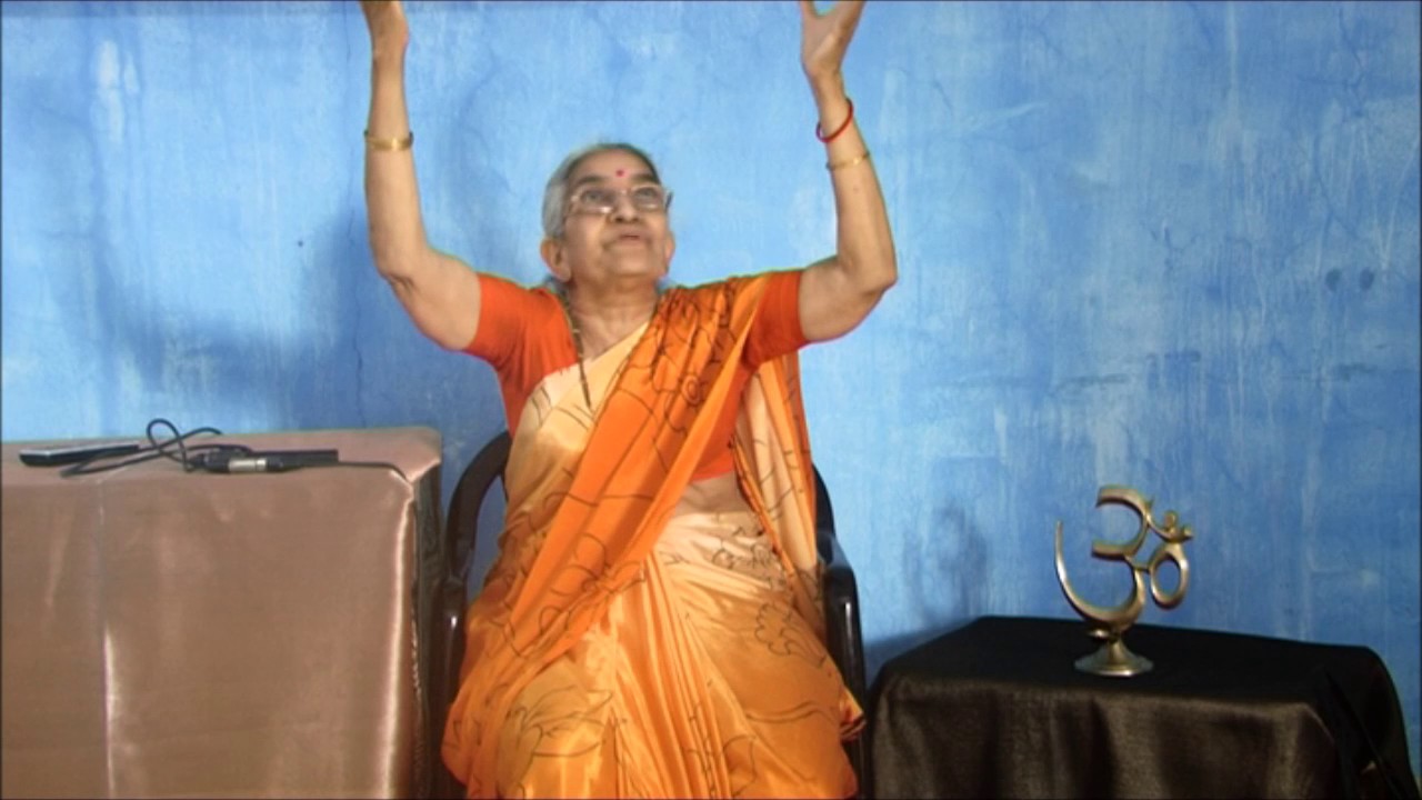 ॐ Om Chanting (by Pournima Mandlik )