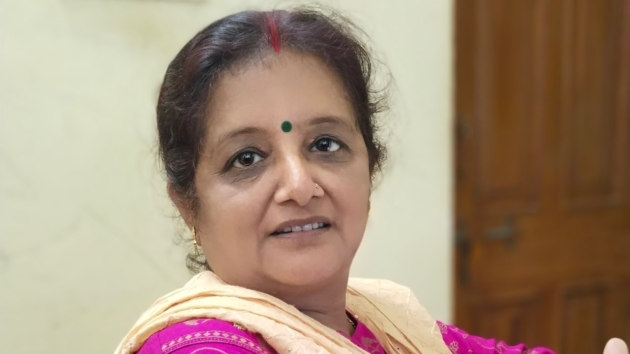 USHA KI RASOI is live! Good afternoon friends उषा की रसोई में आप सभी का स्वागत है 🤗🤗🤗........