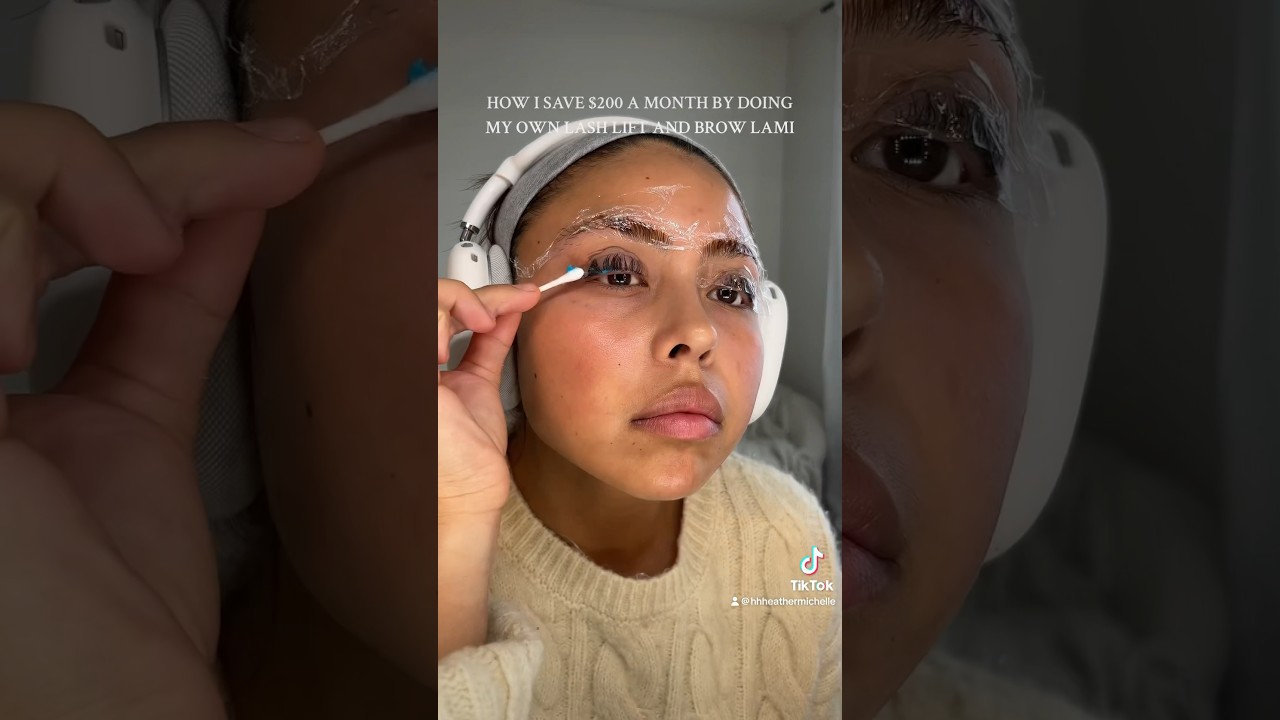 Самостоятельное наращивание ресниц и ламинирование бровей #athomebeauty #diylashextensions #beaut...