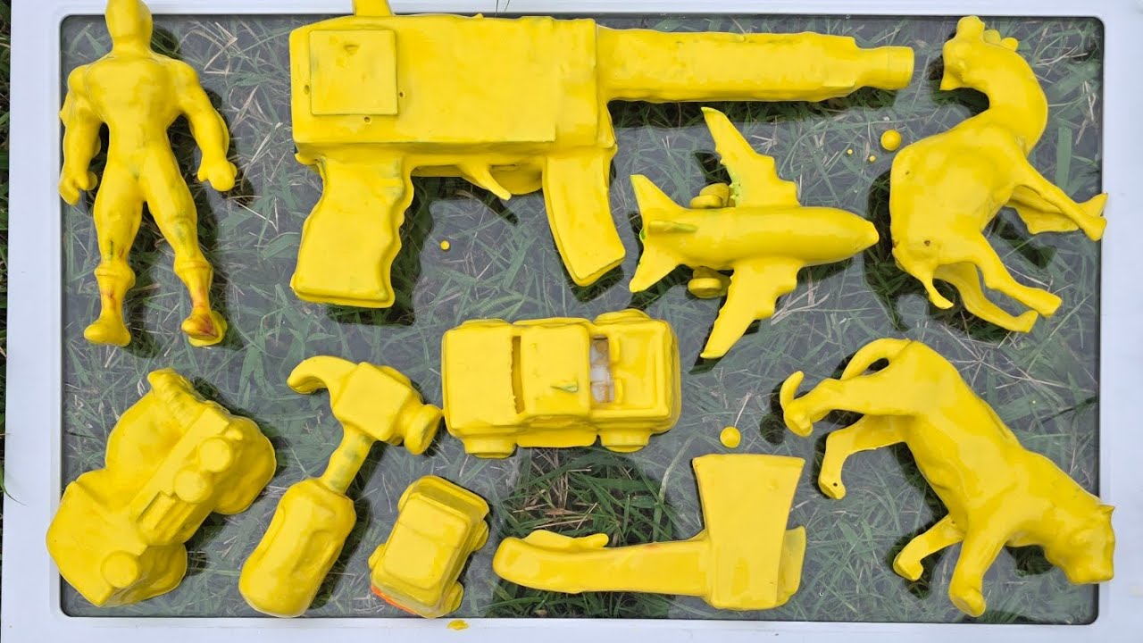 Membersihkan Mainan Mobil Balap, Truk Molen, Truk , humer , Bus Telolet, Tank, Spider, Camel 