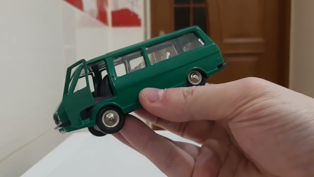 Raf 2203 car model.