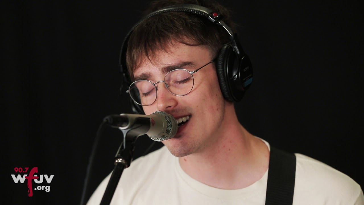 Hippo Campus - 'Bambi