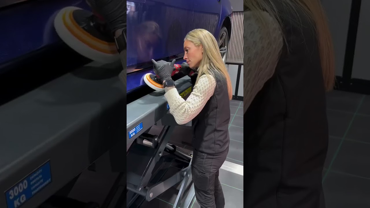 Polishing and having fun together! #cardetailing #detailing #carcare #carpolishing #details #car