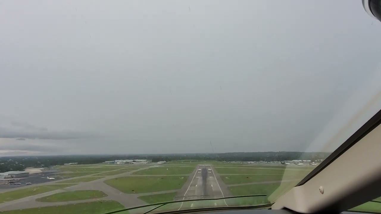 Bombardier Challenger 350 Jet takeoff Runway 11 Columbia, SC (CAE) (KLM)