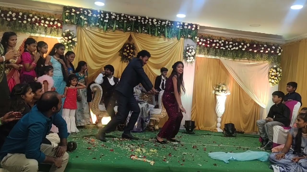 Renduvela Rendu Varaku song performance
