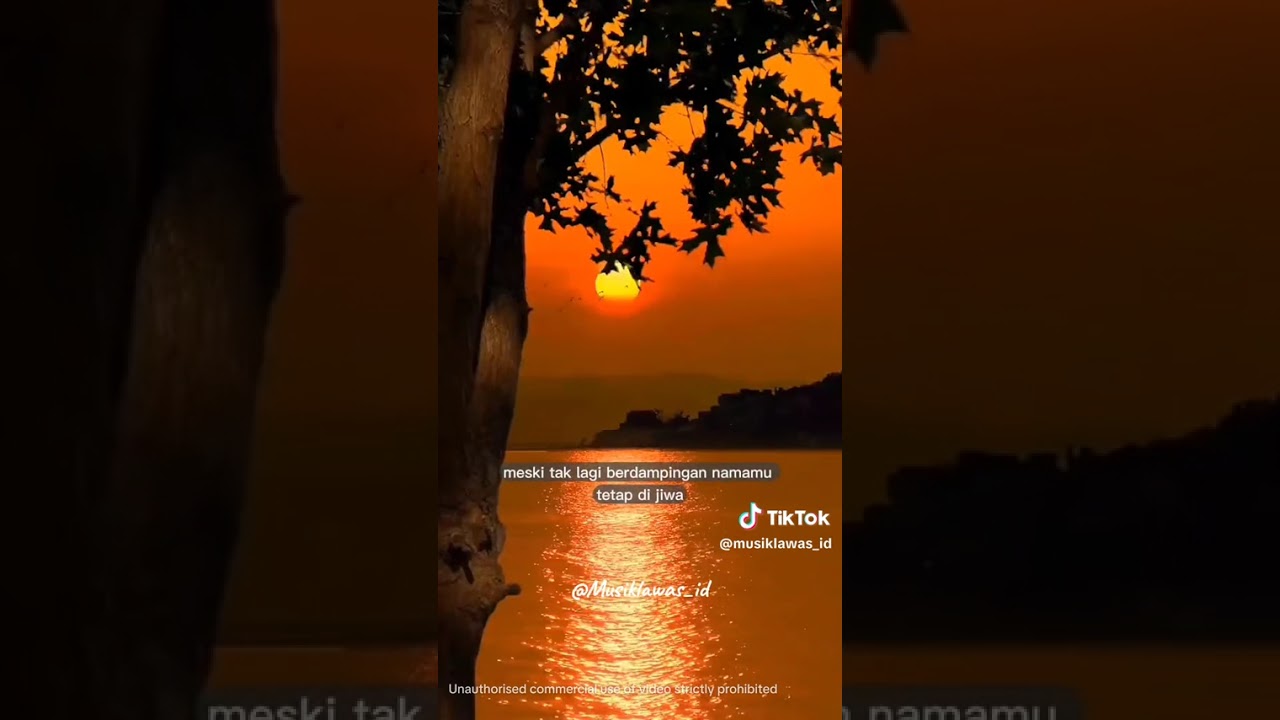 EMBUN DI UJUNG SENJA