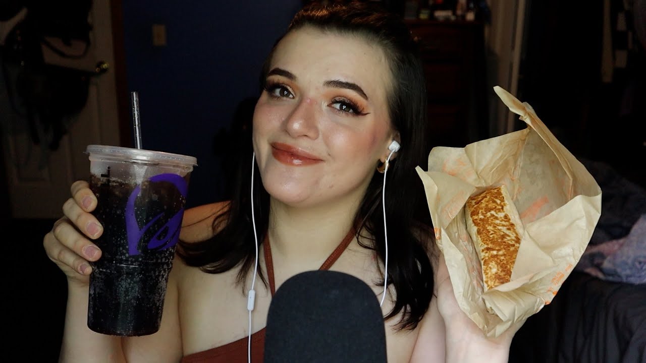 ASMR Eating Taco Bell Breakfast & Life Update (Mouth Sounds, Close Whispers, Crinkles)