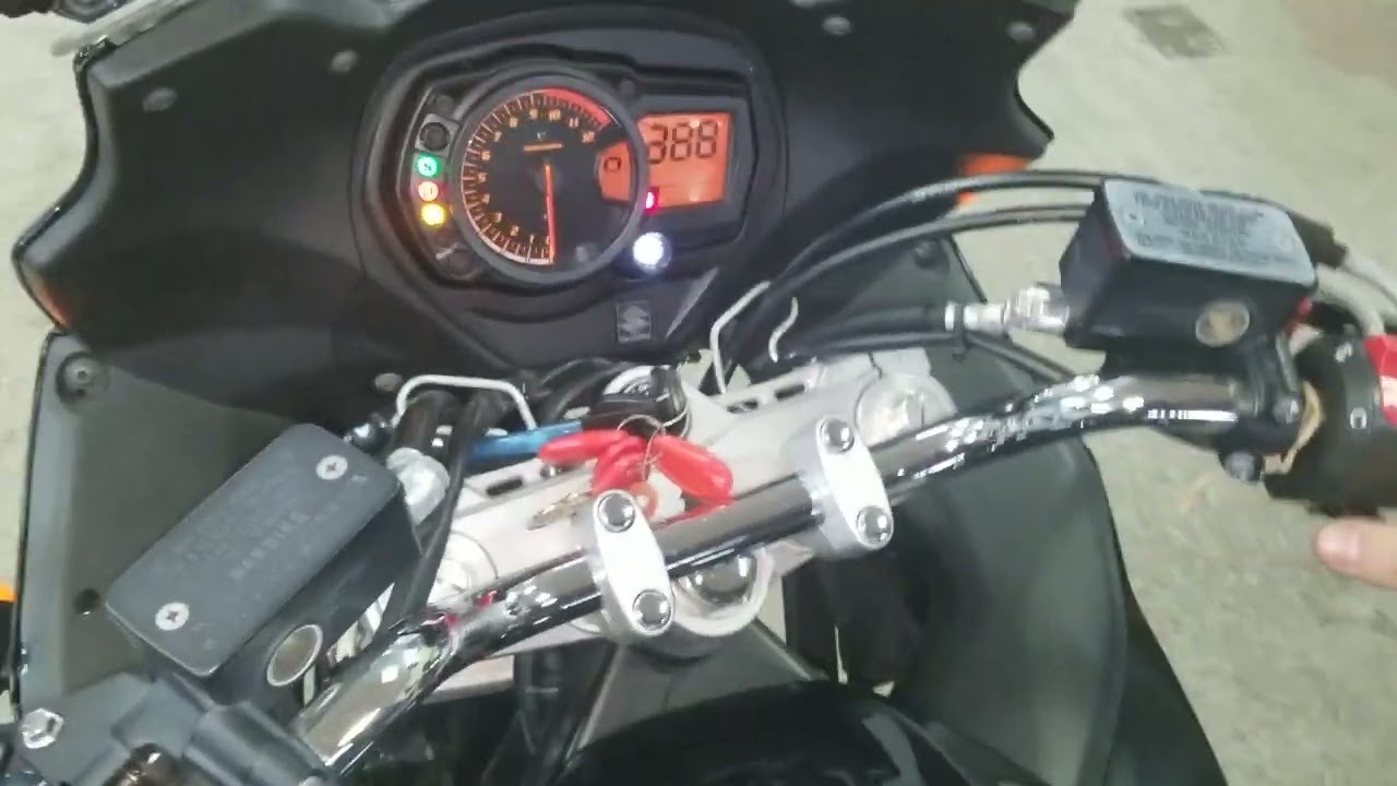 Suzuki BANDIT1250F 2010г. арт. 1739