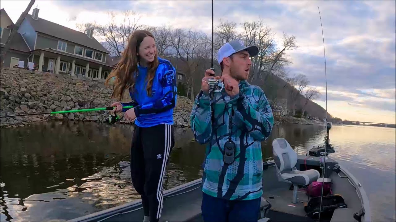 Wingdams & Walleyes on the Mississippi River | April 10th