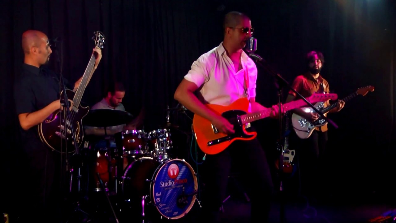 Four Out of Five / Brianstorm - THE VALLENS - (Arctic Monkeys) Cover