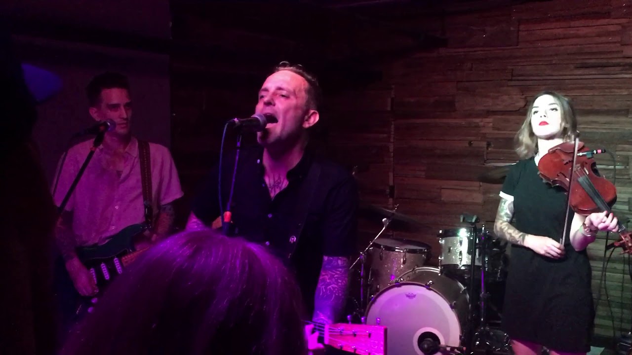 Dave Hause  Live - The Bridge (The Loved Ones acoustic cover) - Lizard Lounge, Lancaster PA - 8/4/18