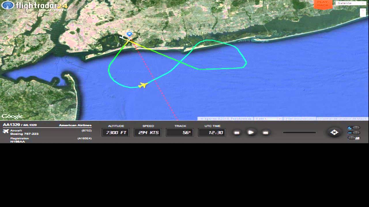 [REAL ATC] American BIRD STRIKE in JFK Kennedy