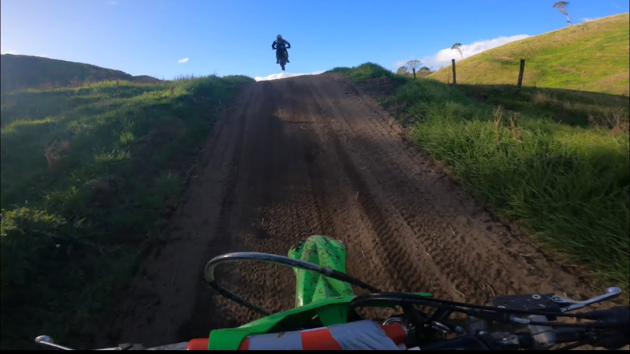 Burt’s Farm Trail Full Lap! Crazy Jump!!!