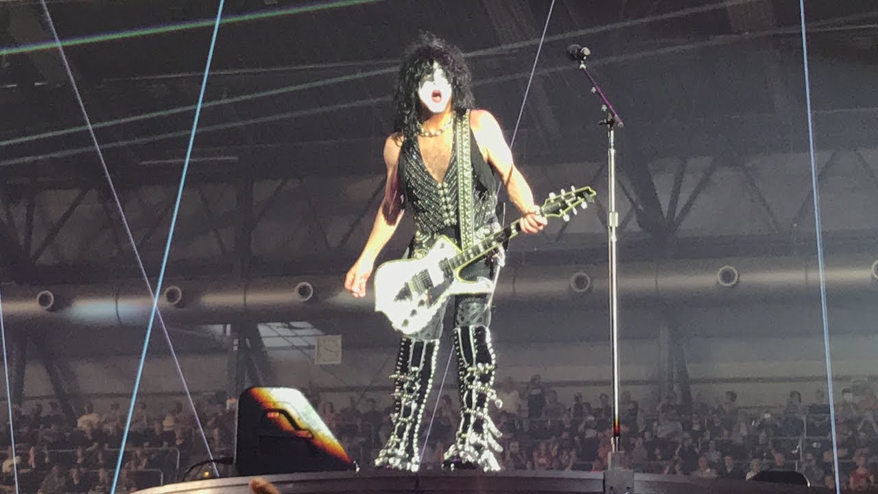 Kiss - I Was Made For Lovin' You - Live at Arena Leipzig 2019