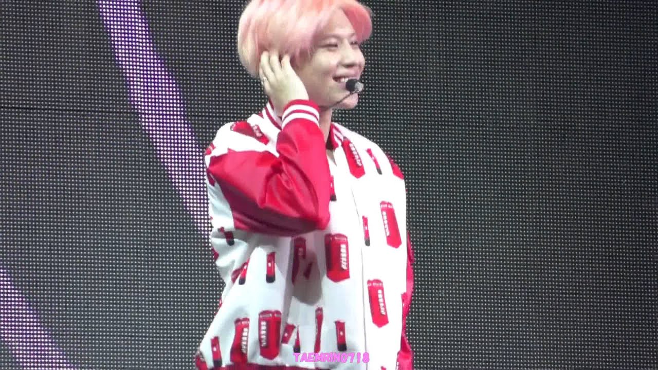 151025 TAEMIN cute moment  -SHINee WORLD Ⅳ in Shanghai-
