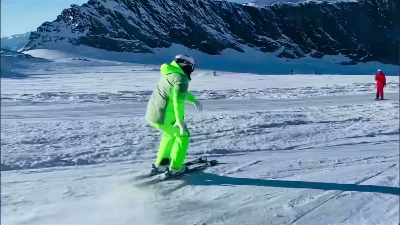 Benni Walch provides inspiration for more daring short turns❄️⛷