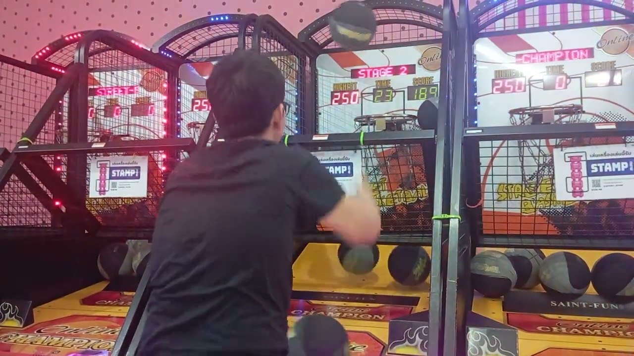Saint-fun Street Basketball Acrade 423 Scores 8 Balls ที่โรบินสันไลฟ์สไตล์ร้อยเอ็ด