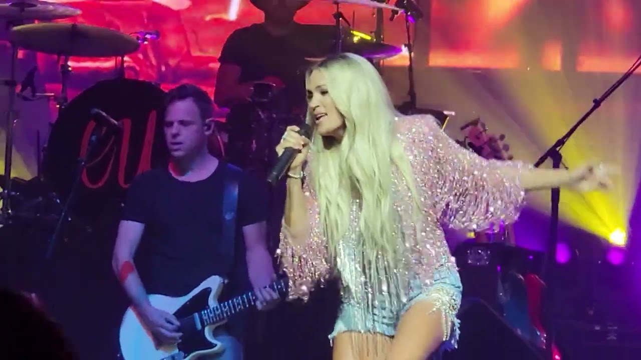 Carrie Underwood Impressive Concert Tour