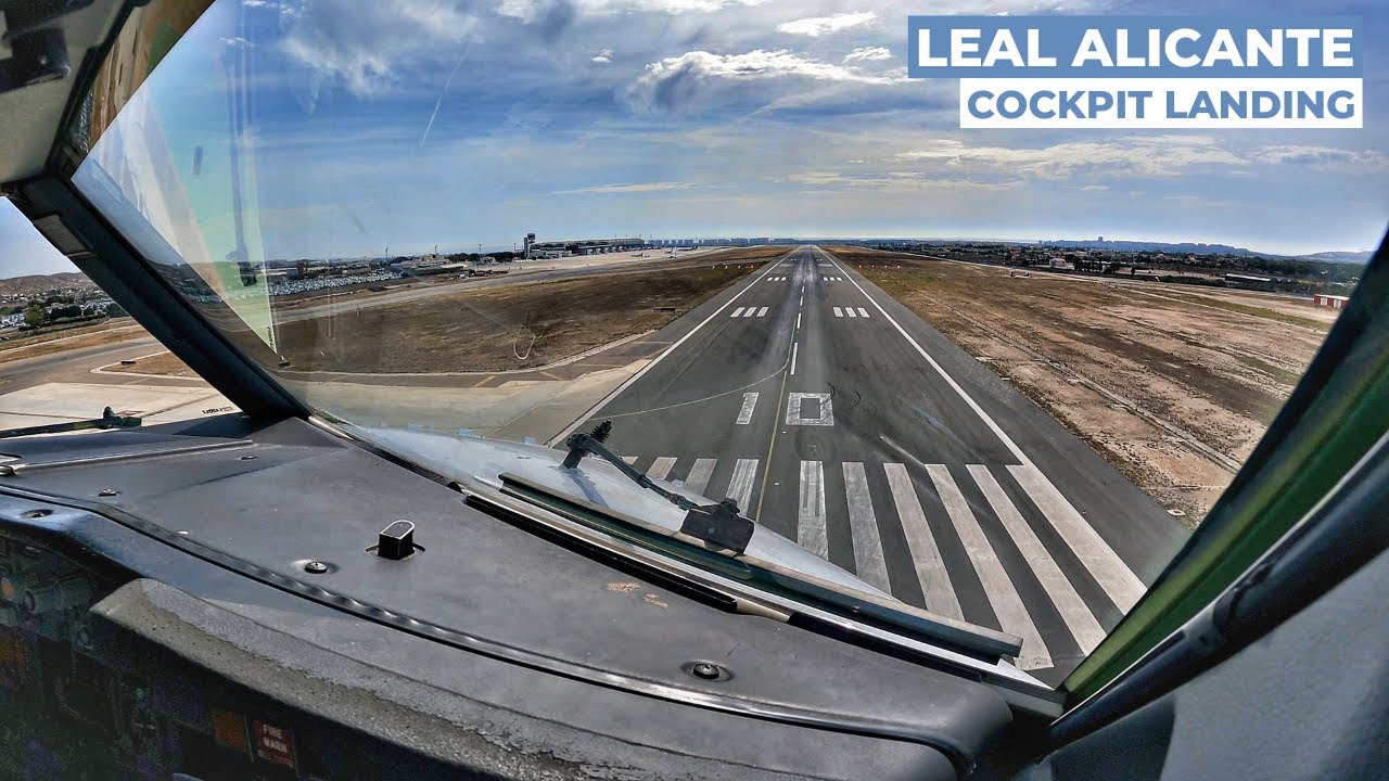 Boeing 737-800 Cockpit Landing at ALICANTE | Pilot's View ILS Approach RW10 | GoPro 9