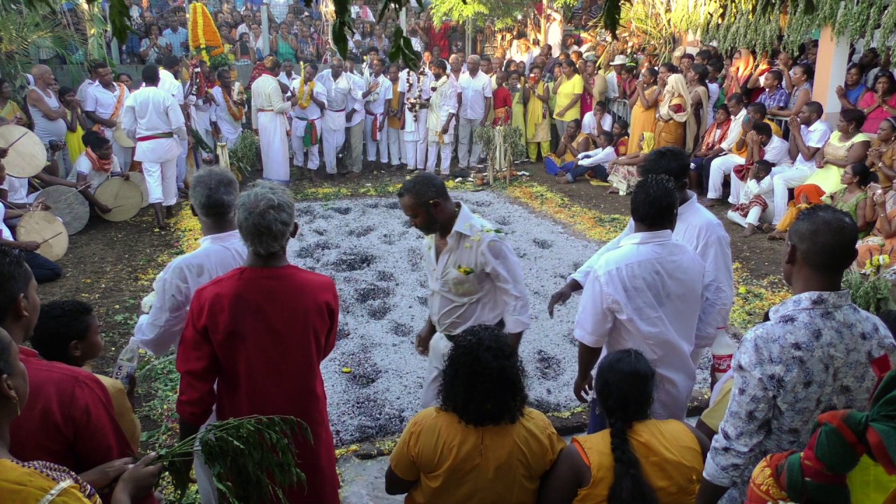 Marche sur le Feu Temple  René Case 2017