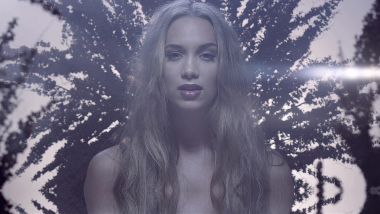 Agnes - Don't Go Breaking My Heart (Official Music Video)