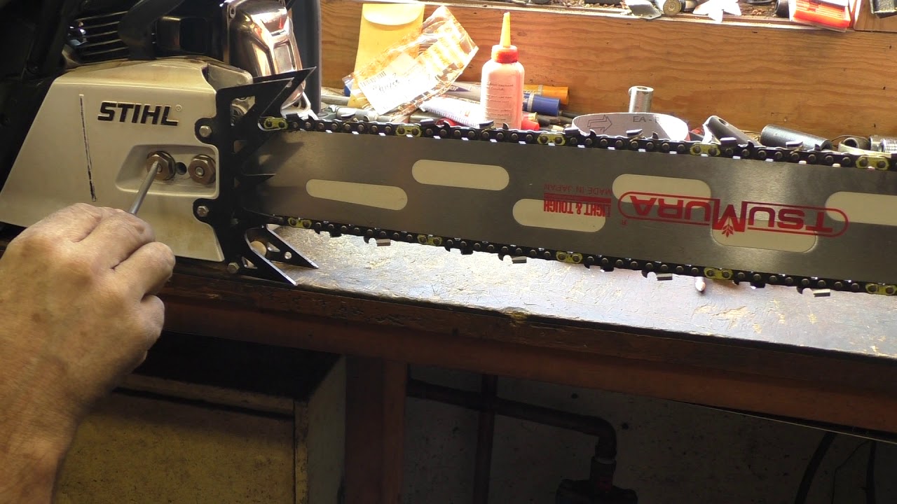 Why you shouldn't lift your bar up when you tension your chain