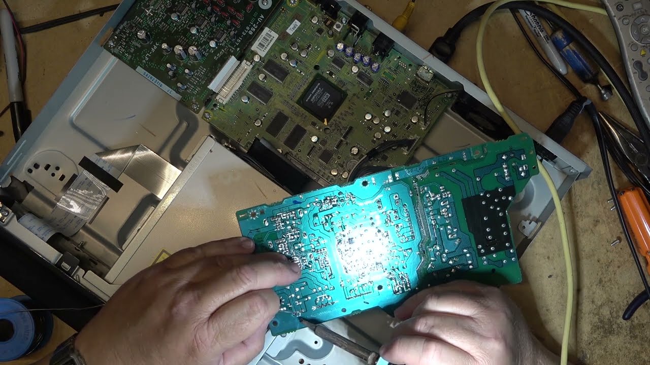 Ошибка привода Sony BDPS300 на дисплее