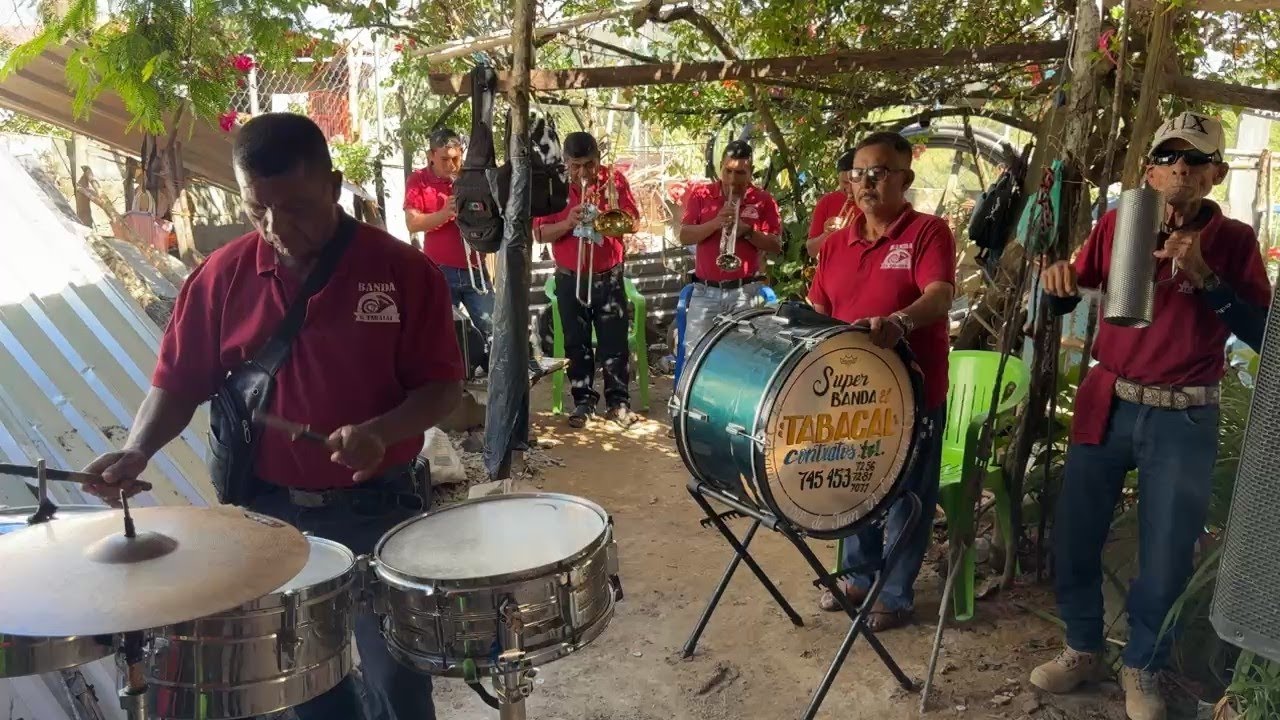 Super Banda el Tabacal - Danzon 