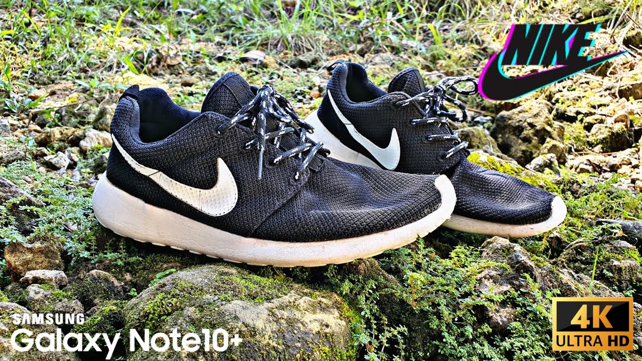 Nike Roshe Run Black White - Review