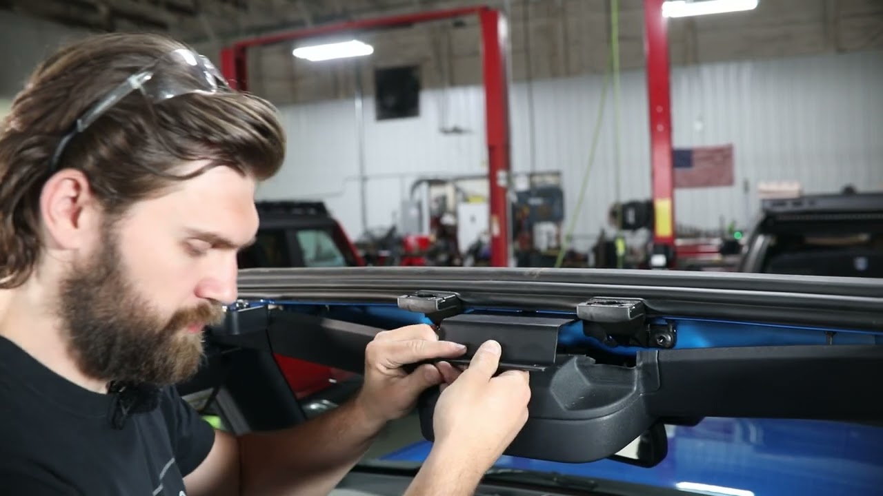 Установка накладной панели MOLLE от Bronco