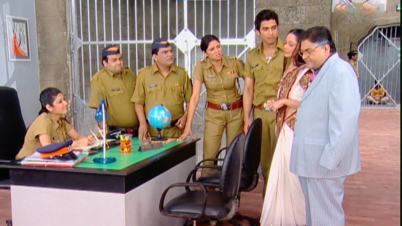 चोरी का अजीब सच  | FIR || Full Comedy || New Episode