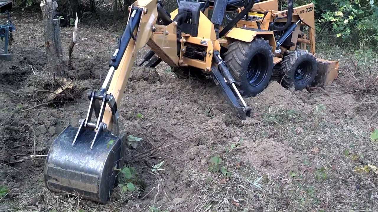 2005 Ingersoll 7020LBH Loader Backhoe Tractor (1 of 2)