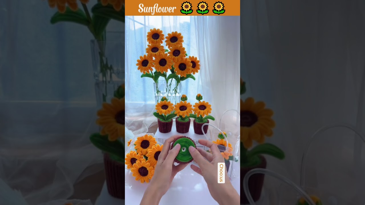 Simple and cute Sunflowers made of chenille wire-DIY Flowers #diy #tips  #flowers#flowerarrangements